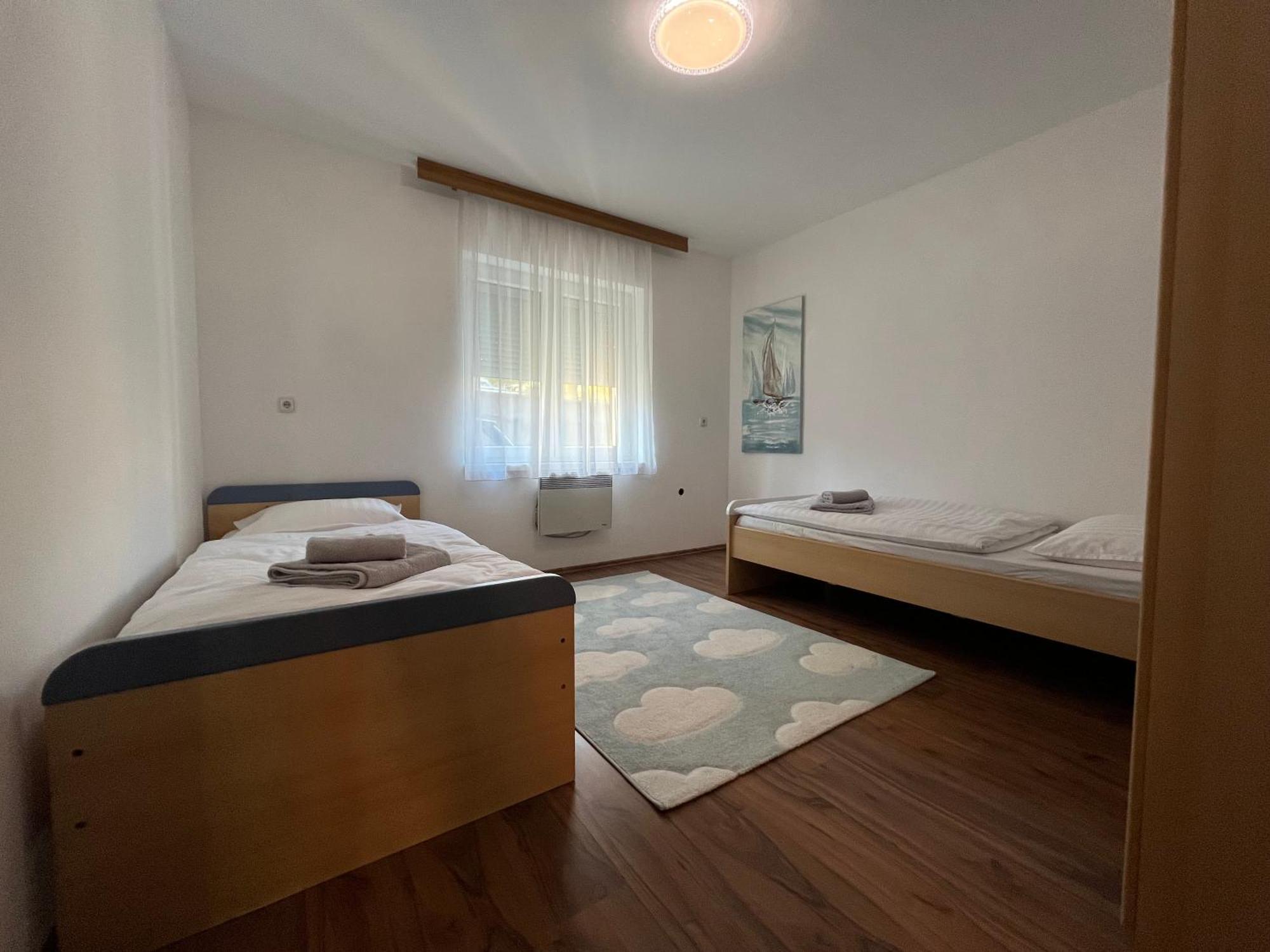 Apartment Lucija "Pet Friendly" Crikvenica Eksteriør billede